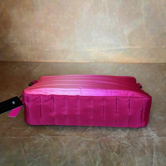 Think‎ Royln Pink Ombre Padded Nylon rectangular Crossbody Purse With Pouch NWT - Picture 5 of 5